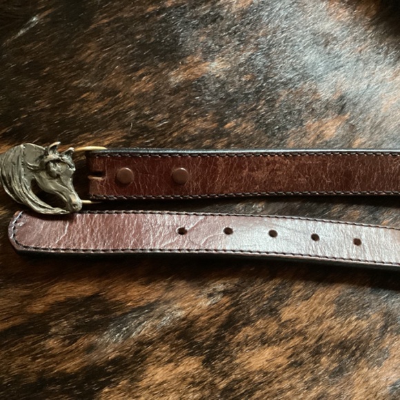 Beautiful Arabian Horse Head Buckle Leather Belt - Picture 6 of 10